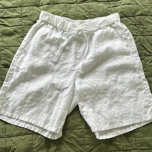 Eileen Fisher White Flat Front Summer Shorts